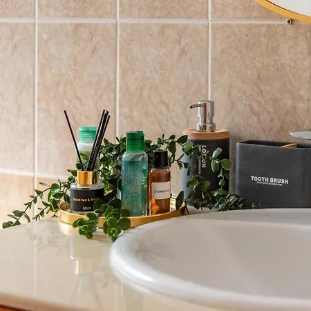 Telmar Sunrise View 100m From The Sea * Λάρνακα