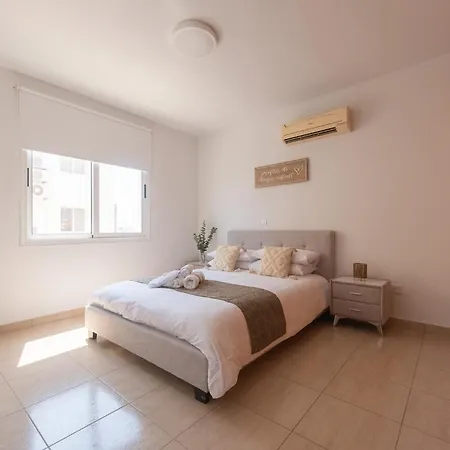 Apartamento Telmar Sunrise View 100m From The Sea Lárnaca