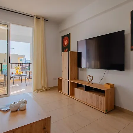 Apartamento Telmar Sunrise View 100m From The Sea Lárnaca