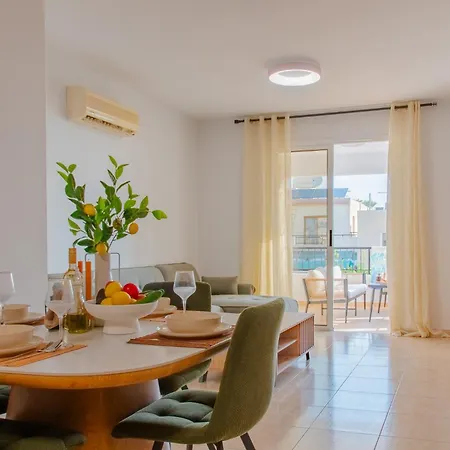 Telmar Sunrise View 100m From The Sea * Larnaca