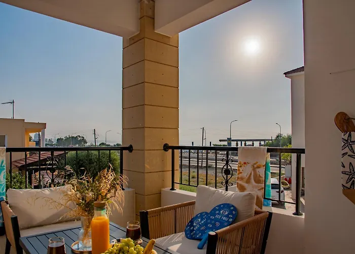 Telmar Sunrise View 100m From The Sea *